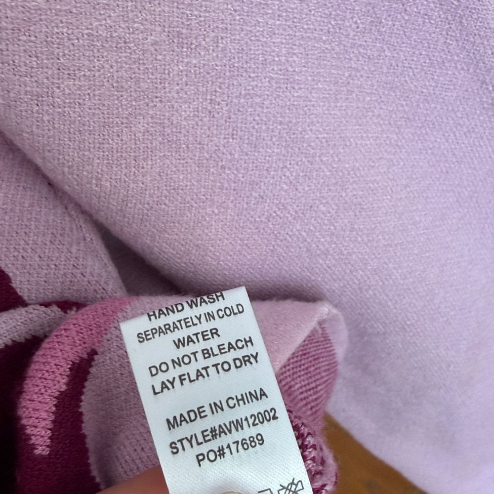 Avara Floral Knit Sweater – Size Small – Excellent Condition - Picture 7 of 9